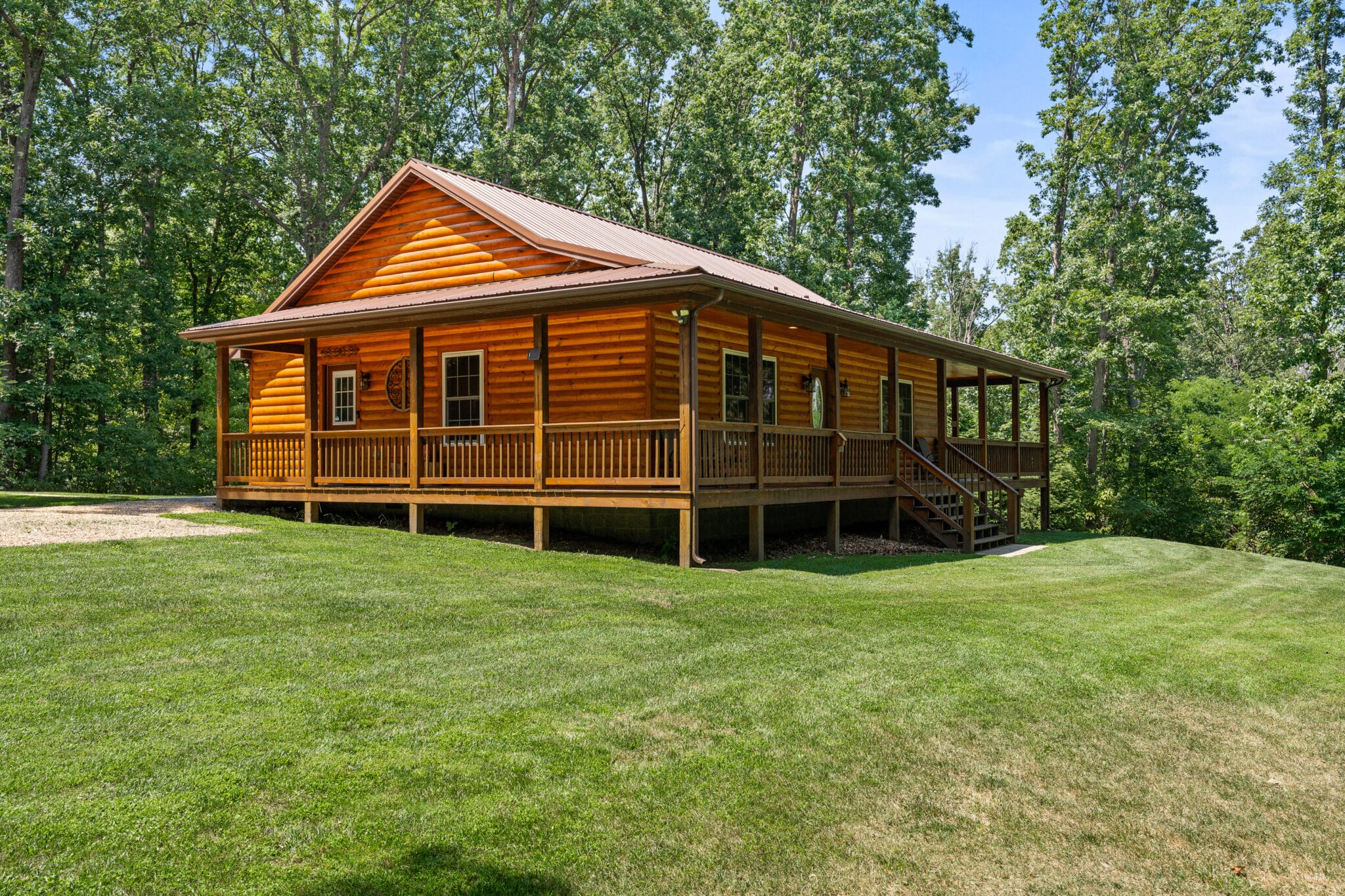 The Barred Owl Lodge in the Shenandoah Valley, in the shadow of Shenandoah National Park!
